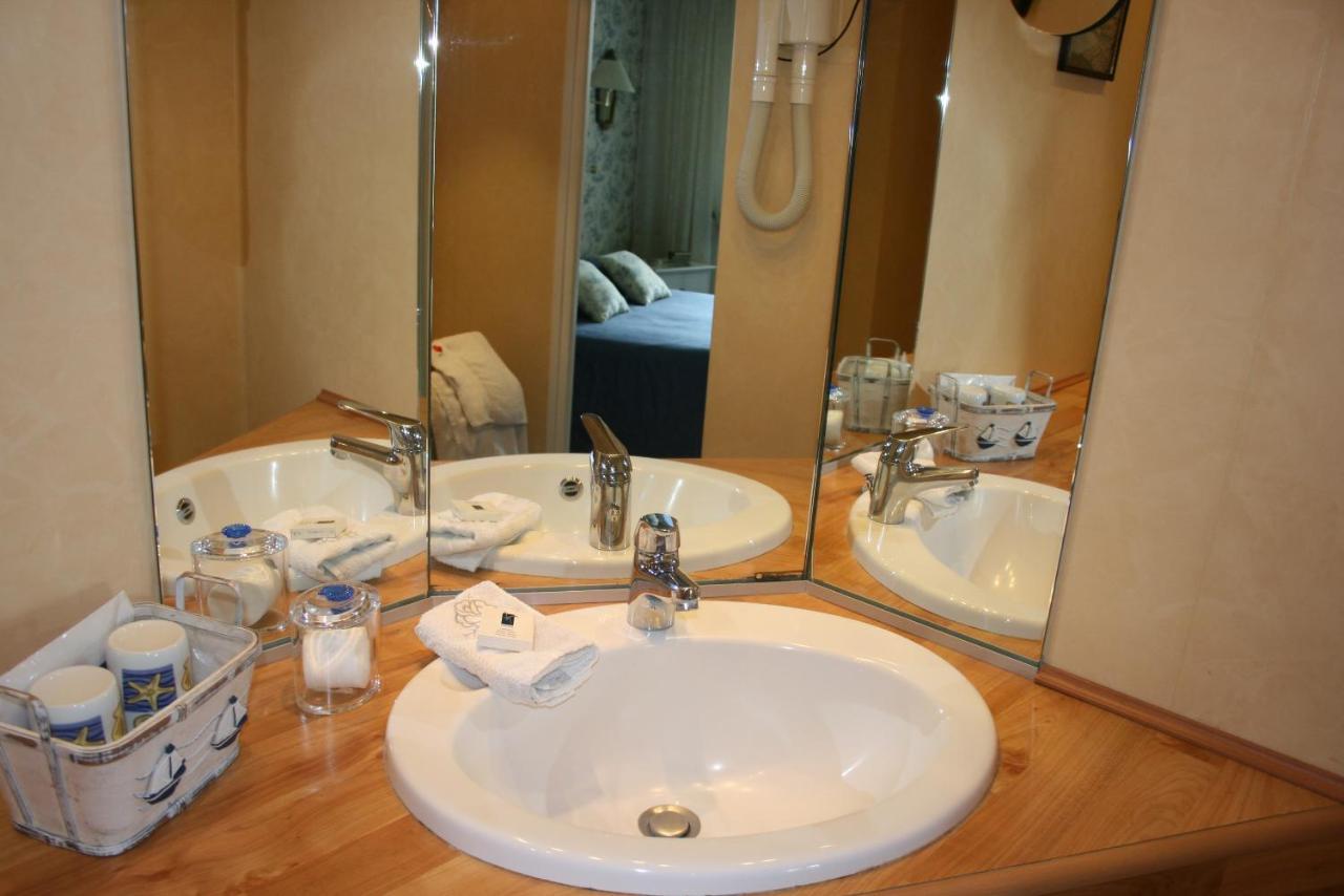 Chambres D'Hotes & Gites La Chatellenie Saint-Aubin-le-Cauf エクステリア 写真